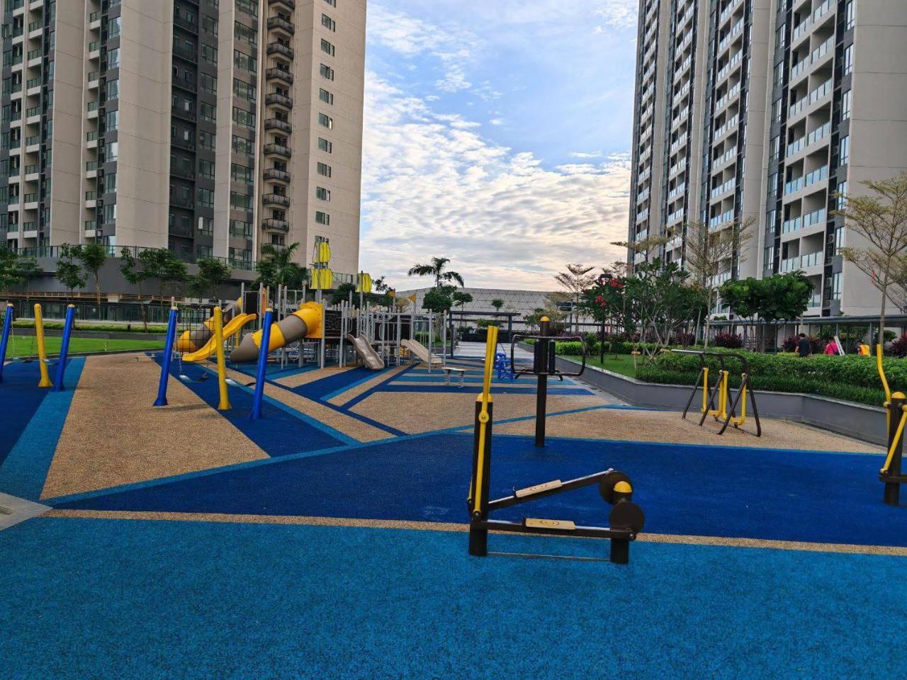 R&F Princess Cove Jb Apartment Suites By Sc Homestay Johor Bahru Esterno foto