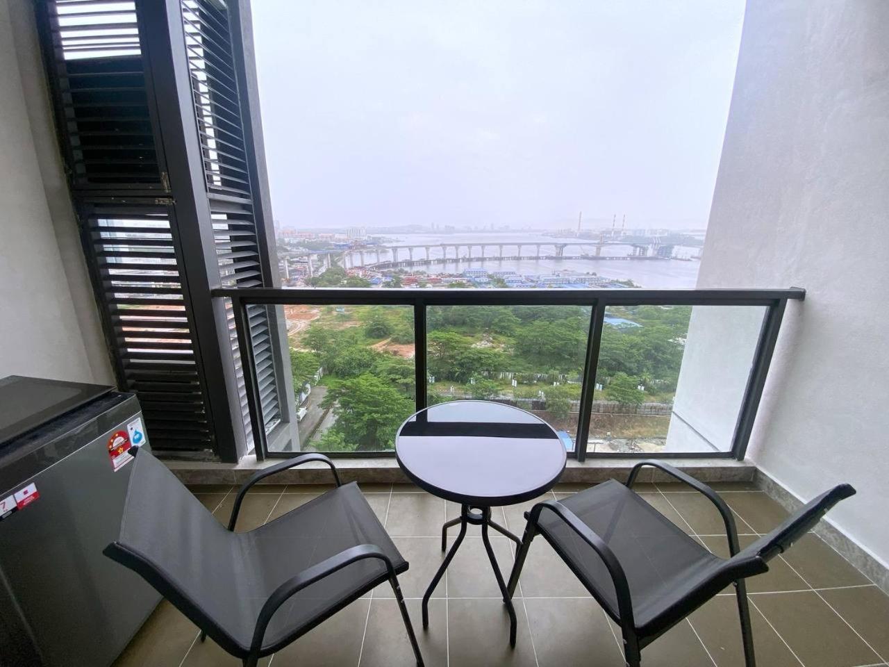 R&F Princess Cove Jb Apartment Suites By Sc Homestay Johor Bahru Esterno foto