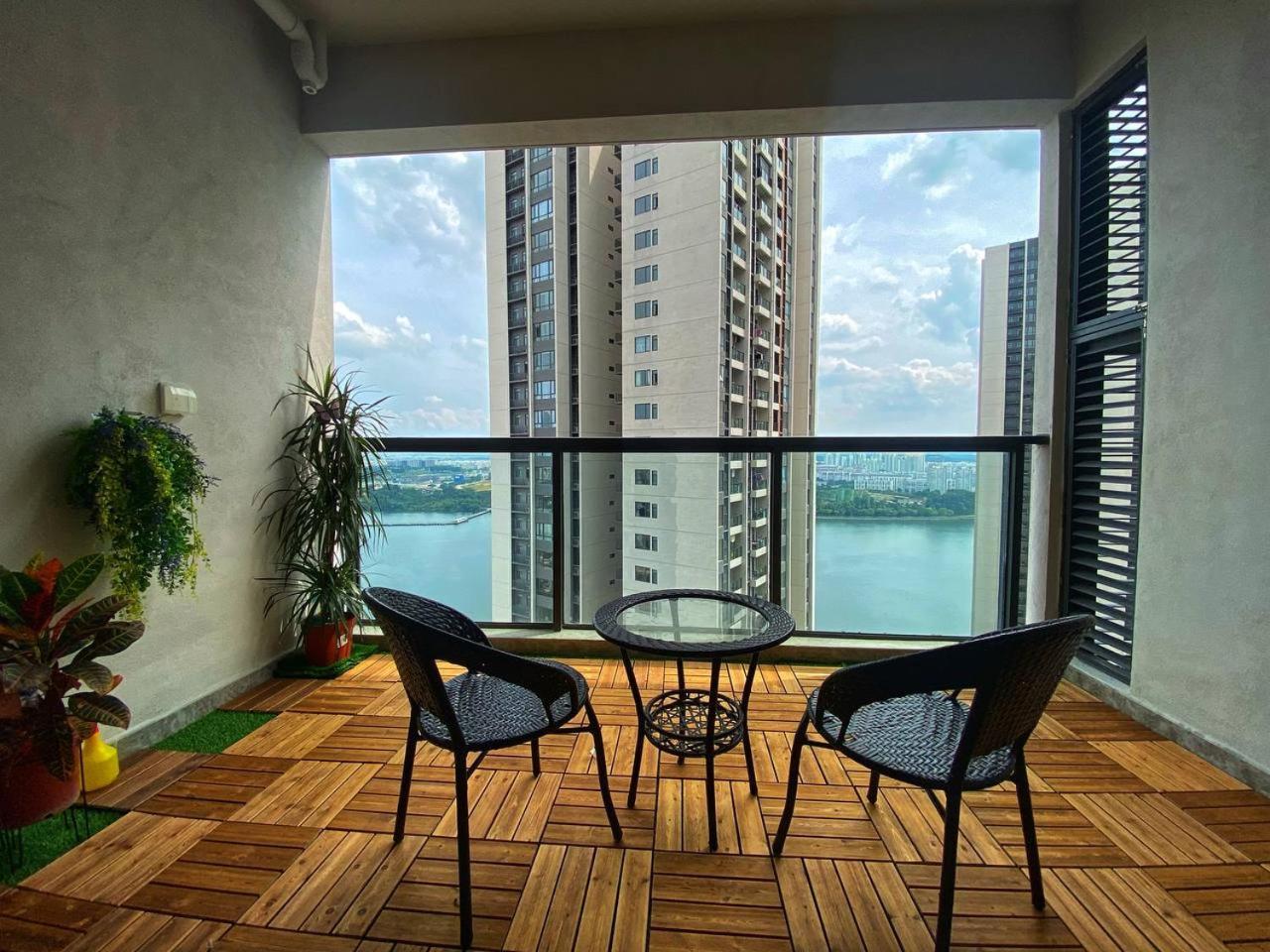 R&F Princess Cove Jb Apartment Suites By Sc Homestay Johor Bahru Esterno foto