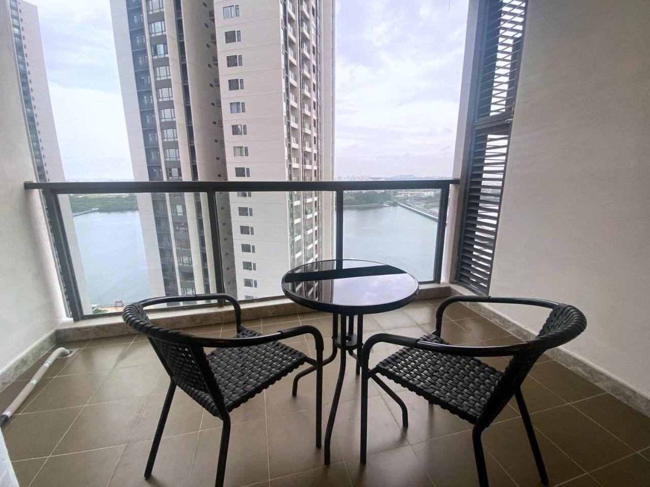 R&F Princess Cove Jb Apartment Suites By Sc Homestay Johor Bahru Esterno foto